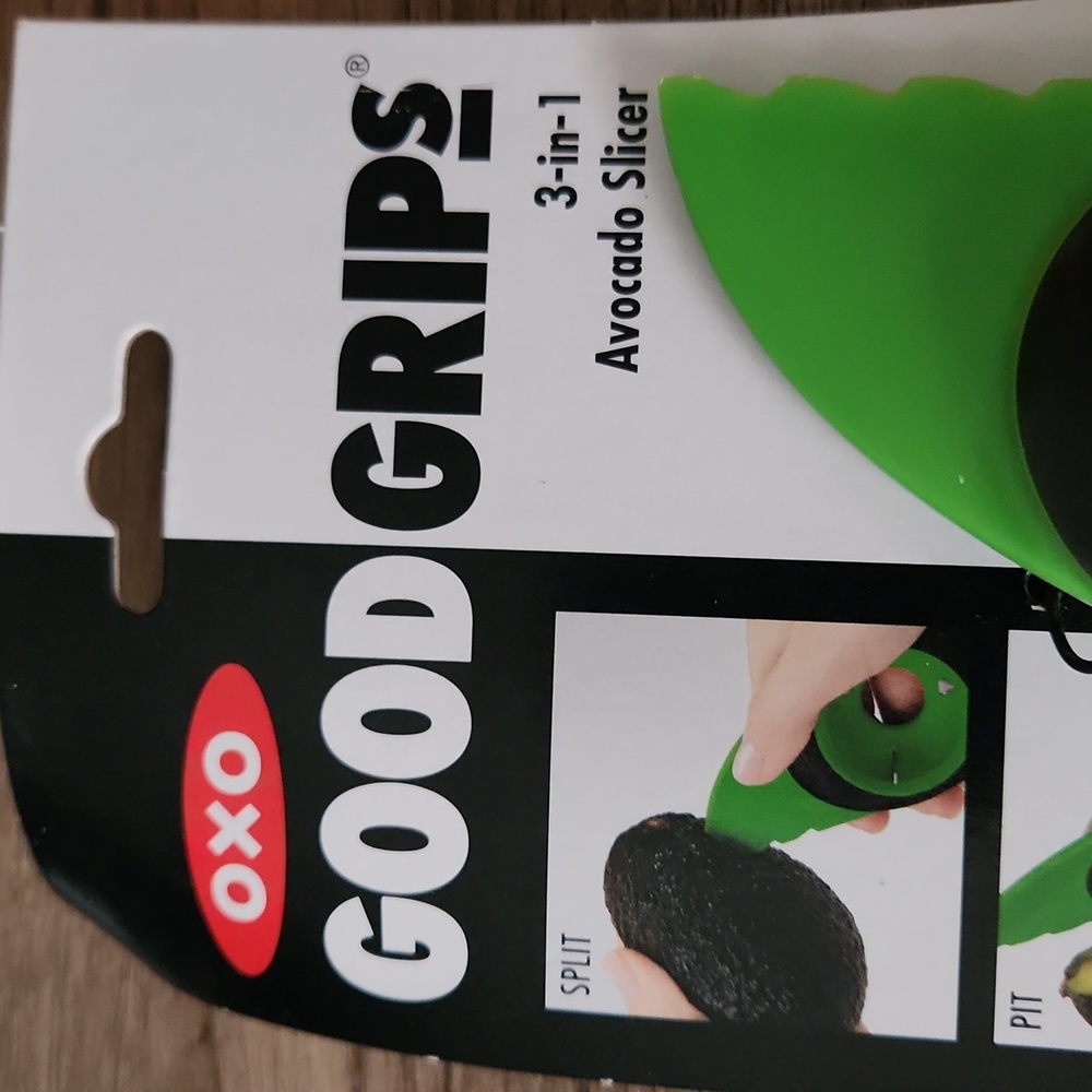 Avocado slicer
